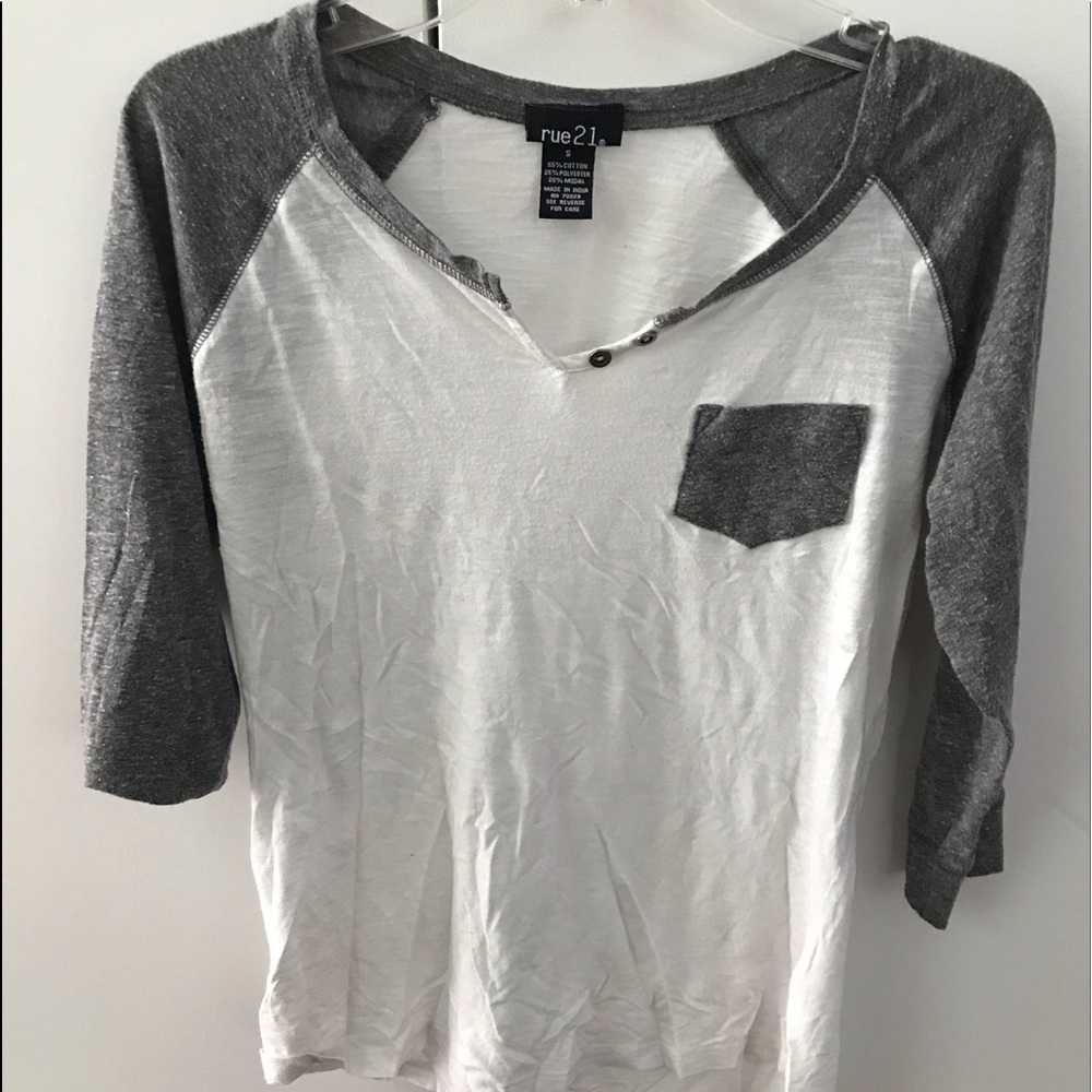 Rue 21 shirt